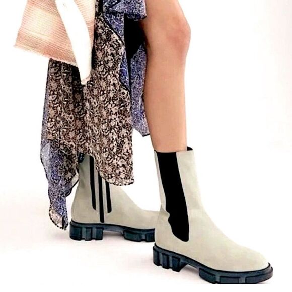 NWT Free People Brooks Chelsea Suede Chunky Sole Boots Size38.5 Gray/Brown/Taupe - Picture 11 of 14